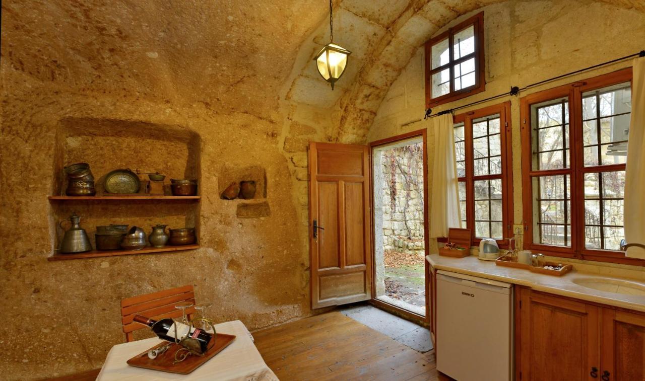 Esbelli Evi Cave Houses 어굽 외부 사진