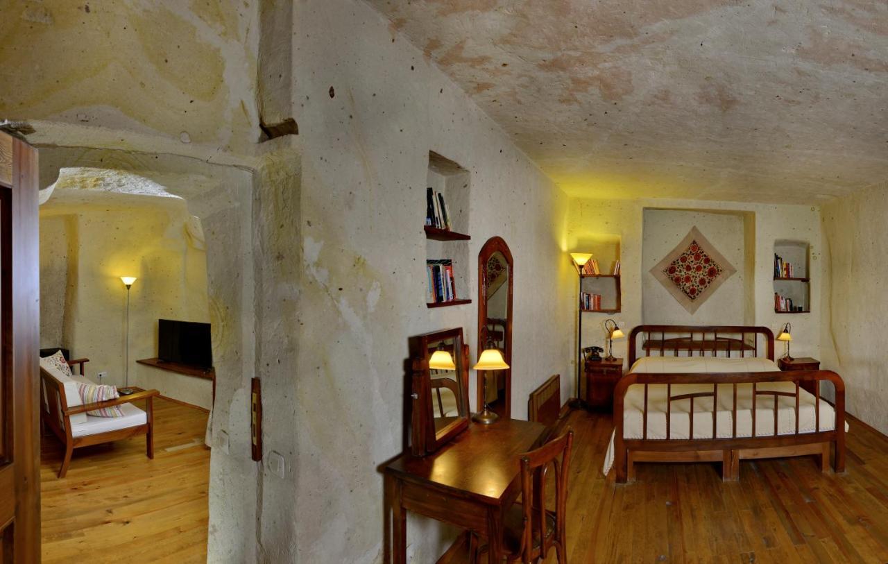 Esbelli Evi Cave Houses 어굽 외부 사진