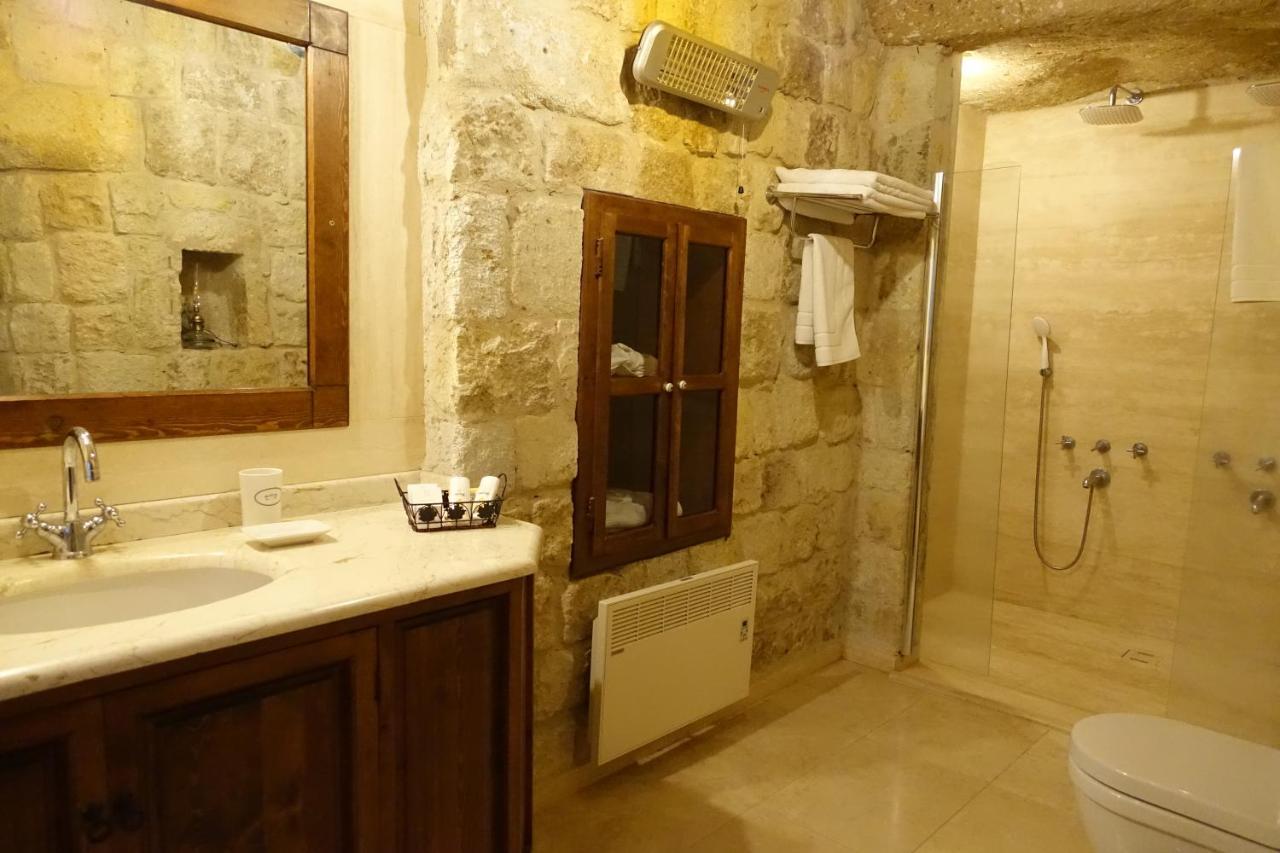 Esbelli Evi Cave Houses 어굽 외부 사진