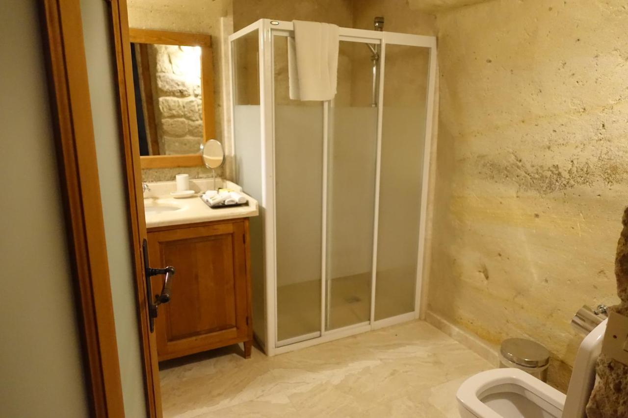 Esbelli Evi Cave Houses 어굽 외부 사진