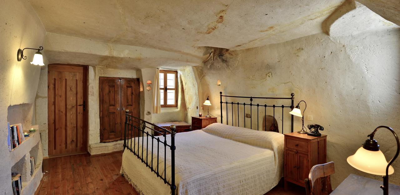 Esbelli Evi Cave Houses 어굽 외부 사진