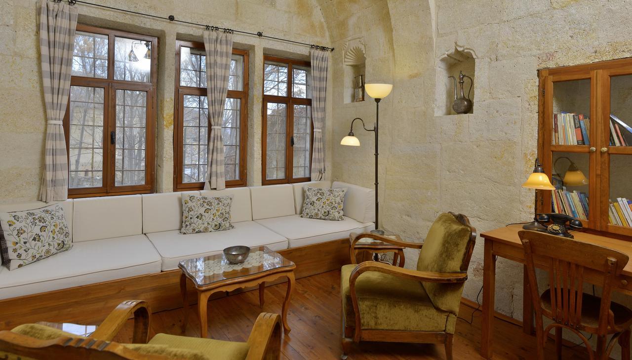 Esbelli Evi Cave Houses 어굽 외부 사진