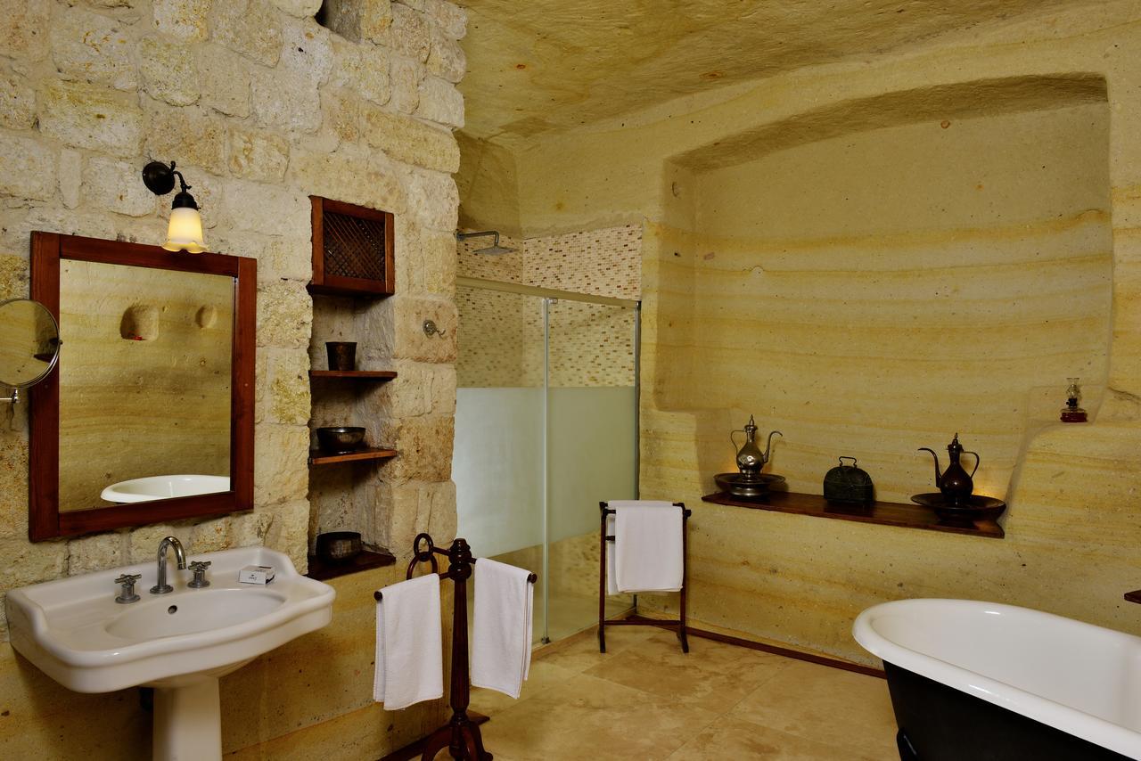 Esbelli Evi Cave Houses 어굽 외부 사진